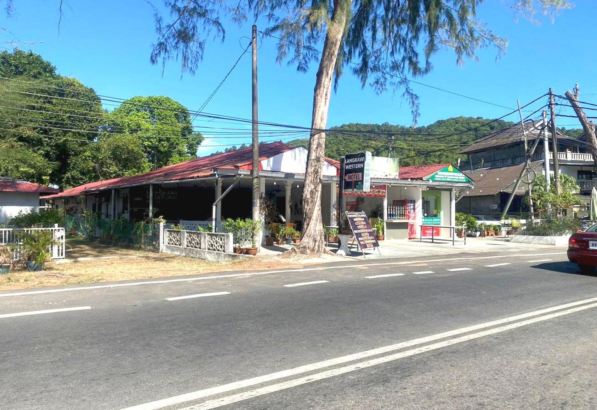 Langkawi Western Motel Pantai Cenang  Bagian luar foto